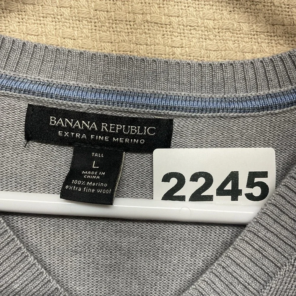 Banana Republic Men's V Neck Sweater Tall Large 100% Merino Extra Fine Wool Gray